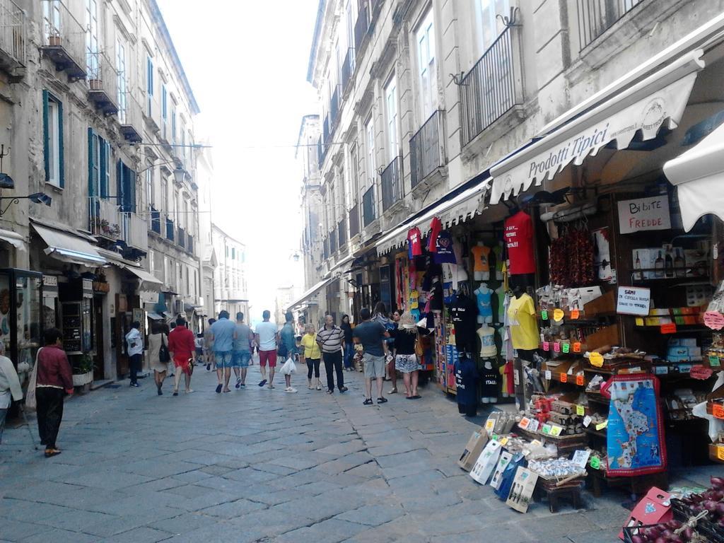 Lo Splendore Del Borgo Tropea Exteriör bild