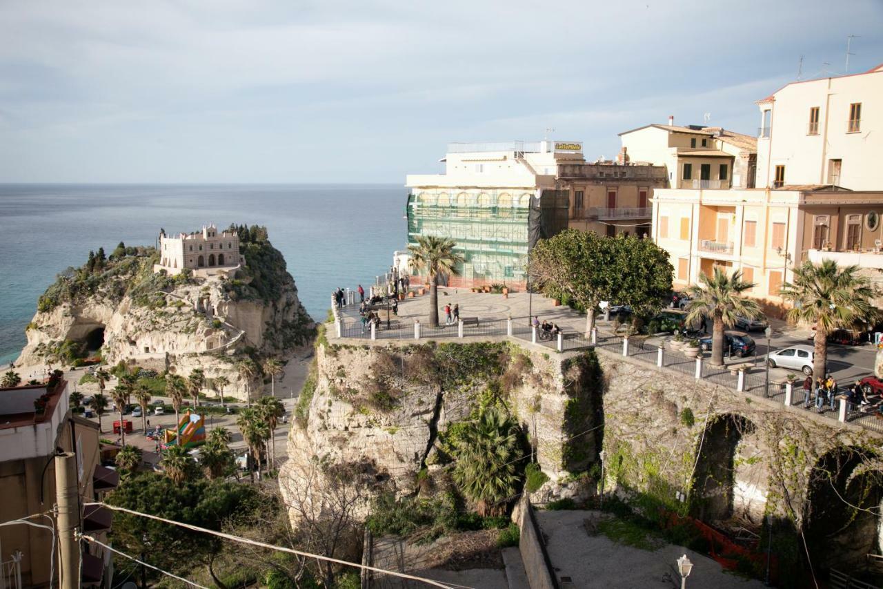 Lo Splendore Del Borgo Tropea Exteriör bild