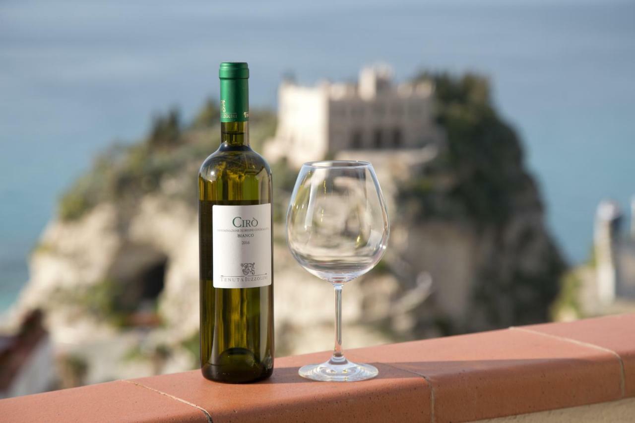 Lo Splendore Del Borgo Tropea Exteriör bild
